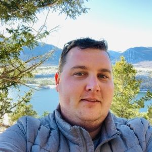 Meet your Posher, Adam